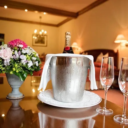 ラスムスホフ　ホテル　キッツビュール 4*